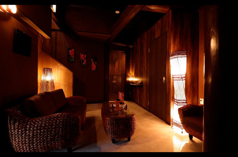 220124_asian relaxation villa沼津店_動画素材.00_02_30_00.静止画005
